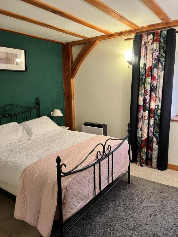 Chez Jallot - Lower Gite Vidaillat Kültér fotó